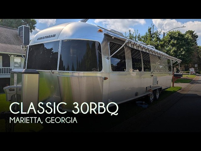 A photo of this 2018 Airstream Classic 30RB