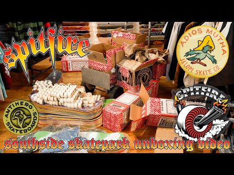 SouthsideSkateshop.com📦 Unboxing Alien Workshop, Real, Krooked, Antihero, Spitfire🔥Video