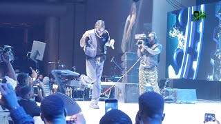 Burna Boy Shows Latest Zanku Skills On Stage   (dance moves 2021)