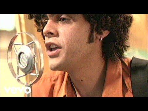 download lagu mp3 mp4 El Hombre Gancho El Embustero, download lagu El Hombre Gancho El Embustero gratis, unduh video klip El Hombre Gancho El Embustero
