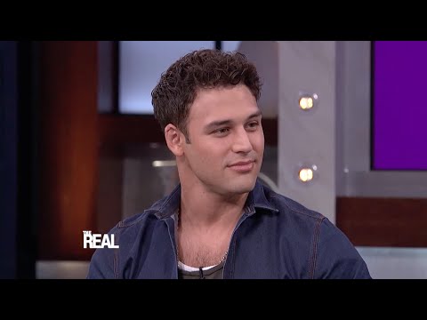 Ryan Guzman’s Killer Dance Moves