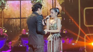 Download lagu DUET SUPER SWEET! Rony Parulian x Celyna - Sepenuh Hati LIVE (Grand Final Indonesian Idol XIV) mp3