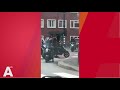 Groep scooterrijders misdraagt zich in West
