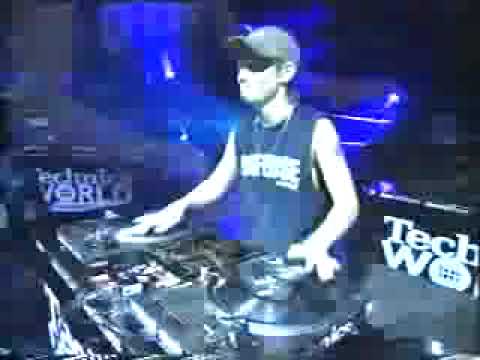 dj kentaro djing 2002 AMAZING!!