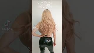 TikTok夏は海　ビキニ水着集