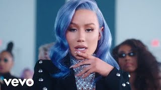 Kadr z teledysku Sally Walker tekst piosenki Iggy Azalea