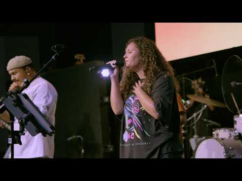 Volunteer (Live)