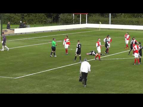 20 sept 2015 UVV 1 - DWSV 1 com 2-1 Overtreding; penalty voor DWSV