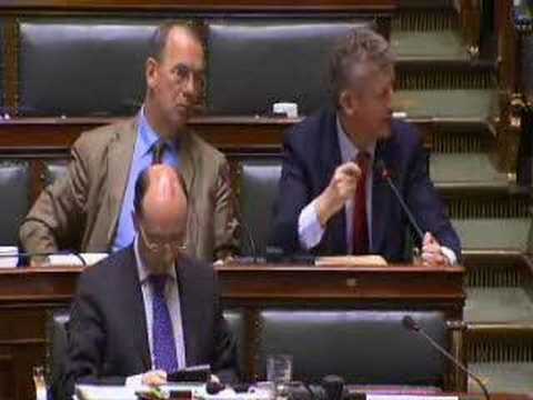 Vraag aan Flahaut in de Kamer (1/2)