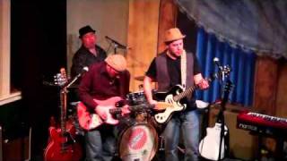 MonkeyJunk; Right Now