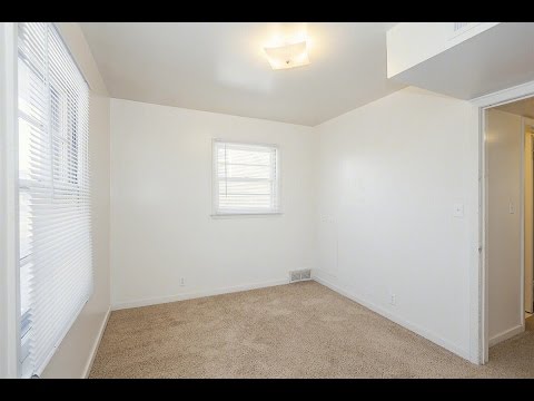 Apartments at 1950 Garfield Street in Lincoln Nebraska - 2BD 1BA Century Apartment For Rent