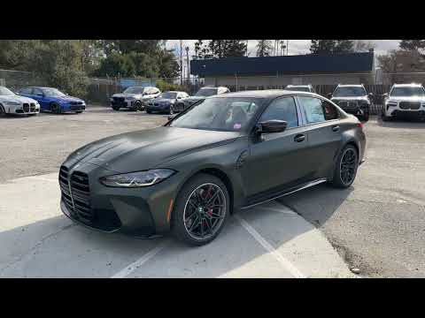 Tour the 2024 M3 Competition xDrive in Frozen Deep Green | 4K