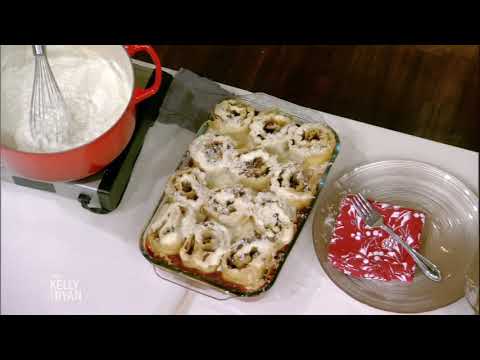 Chef Michael Symon Makes Lasagna Pinwheels - YouTube