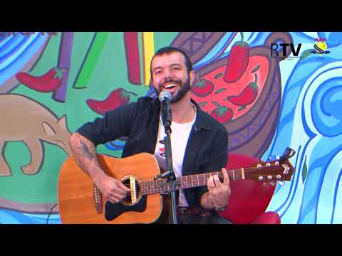 Eu Espero Um Pouco Por Você - Leandro Brito