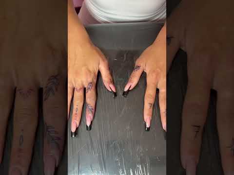 Tattoo dita 🌸💅🏻  📩 info e appuntamenti 📝 DM o WHATSAPP 📲 351 4553595 📍CARASCO (Ge) #tattoo
