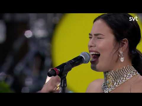 Standing ovations for Molly Hammar - "Blossom" | Allsång På Skansen 2019