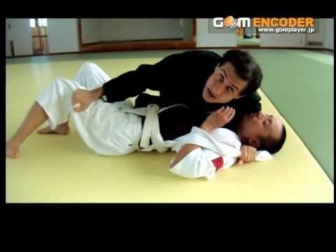 Yukawa　Peace Army DOJO 勇川柔術 2015.08.18 ハーフガードポジション（上）から相手動衣を使った首締め