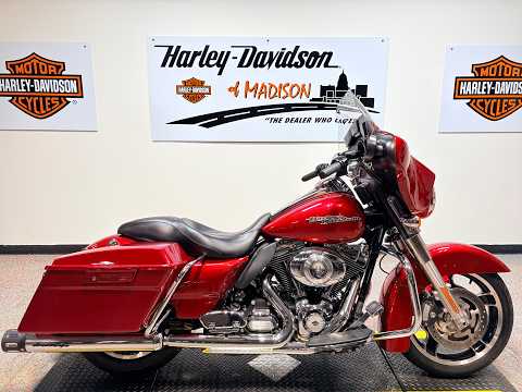 2013 FLHX Harley-Davidson® Street Glide® Ember Red Sunglo