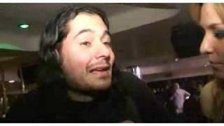 la  chica ok  entrevista  a  ALCARABANDA  (video subido por el chicook)