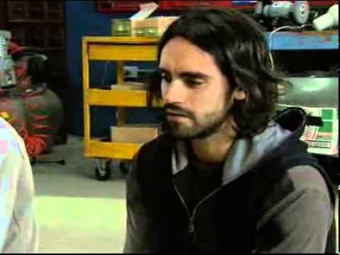 Valientes - Enzo se siente mal porque Leo no le dijo nada antes