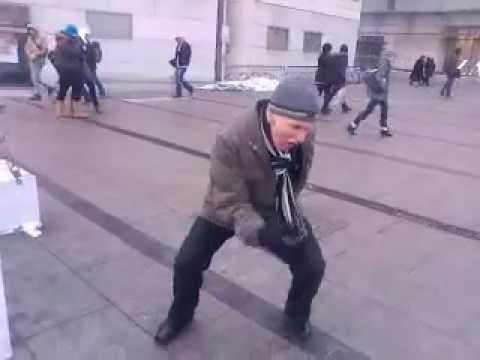 Bella0903’s Video 106223115797 2HDpMy1aPbM