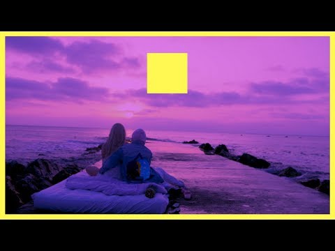 Criss Blaziny - Trezeste-ma in septembrie [Official video]