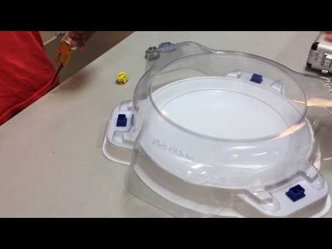 [HD] WBO Beyblade Battle: slasher13 vs. Kei - Full Fight (English)