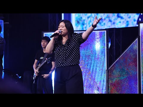 CHC城市丰收华文敬拜团: 耶稣祢何等荣美 // 叶子慧 @ 城市丰收教会