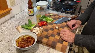 Stir-fry Chicken with Mushrooms (Moo Goo Gai Pan)
