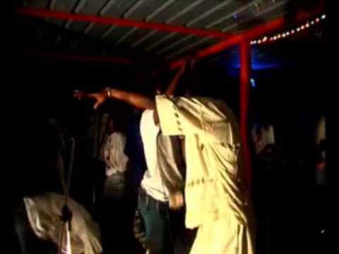 Jah Max Mara - Live 2013 - partie 2 - JNK Production, label Bantou Vibe