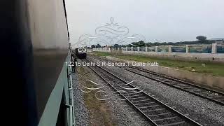 preview picture of video 'Delhi Sarai Rohilla Garib Rath express Coss Aravali Express'