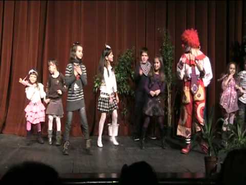 Ana Gastarova-Fudbalerka na tato i Jovana-Nastavnicka (humanitaren nastan)