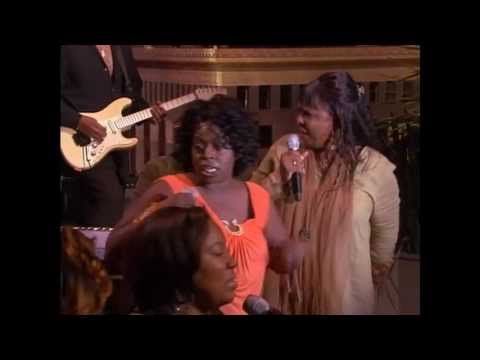 Angie Stone & Betty Wright On Micheal Baisden Show- Baby.mp4