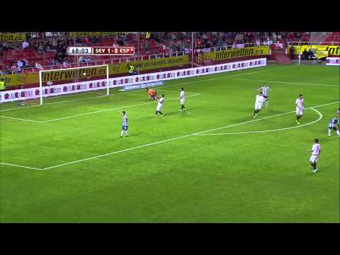 La Liga | Gol de Christian (1-1) en el Sevilla CF - RCD Espanyol | 01-11-2012 | J4