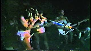 Butthole Surfers (Dallas 1984) [07]. Dum Dum