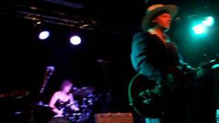 Fred Eaglesmith plays He's a Good Dog in Venlo