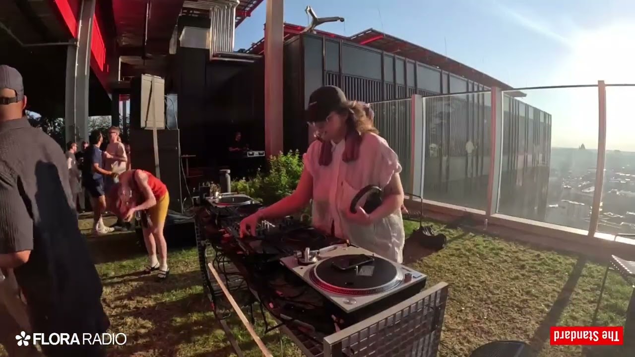 KATHLEEN C B2B MELISSA JUICE - FLORA OPEN AIR @ THE STANDARD