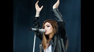 Against The Current - Running With The Wild Things (Live at Reading Festival 2017)