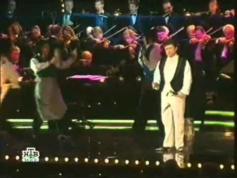 Efim Aleksandrov sings Chiribim Chiribom amazing performance