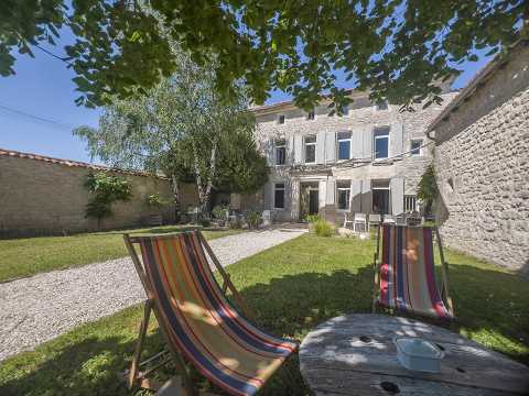 Propriété à vendre à Angoulême, Charente - 672 000 € - photo n°3