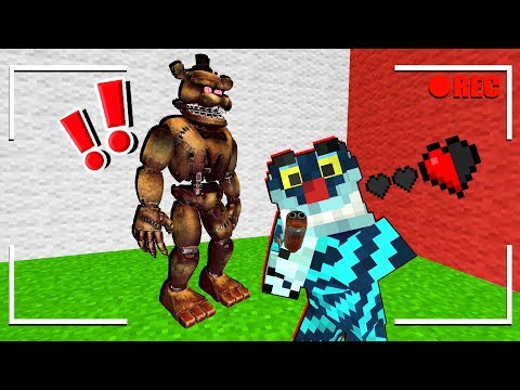 FACCIO SPAVENTARE I MIEI AMICI NEL NASCONDINO SU GMOD!!