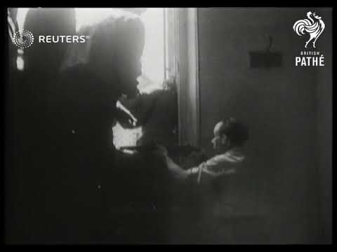 French resistance fighters battle German Wehrmacht in Paris (1944)