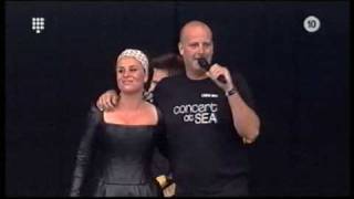Trijntje Oosterhuis & Paskal Jakobsen - Let's Stay Together (Concert at Sea 2007) 1/6