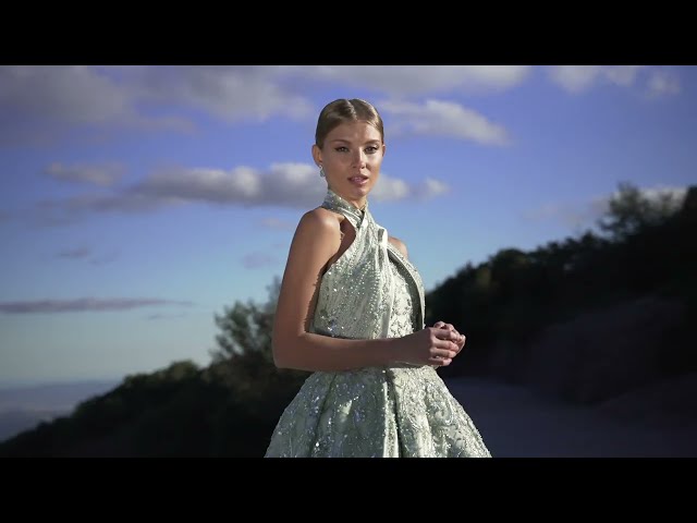 فستان سهرة مطرز بالخرز