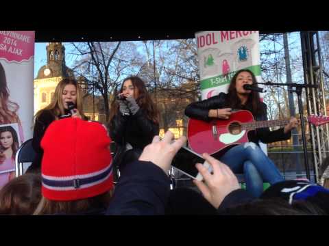 Lisa Ajax, Josefine Myrberg & Mollie Lindén-Price Tag.