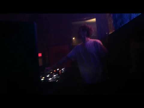 Backstage with Lost Frequencies