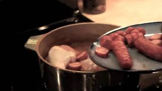 preview picture of video 'Chicken And Sausage Gumbo'