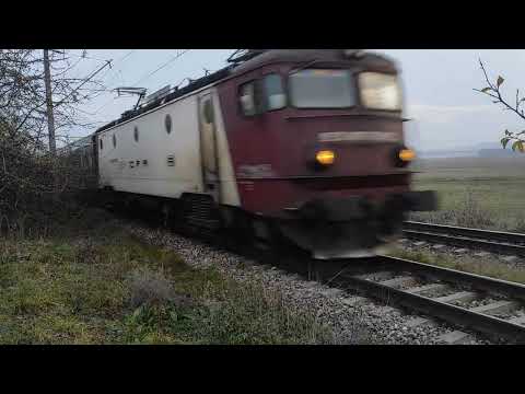 Tren IR1541 Iasi - Brasov trece prin Pascani triaj cu 40-0679-3 - 08.11.2022