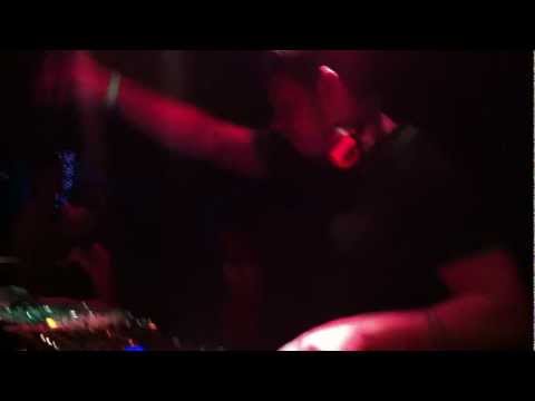 DELUXE | 17/03/2012 | DJ ANDRÉ GARÇA (RJ)