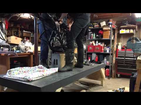 Artfully installing a Honda CB750 engine
